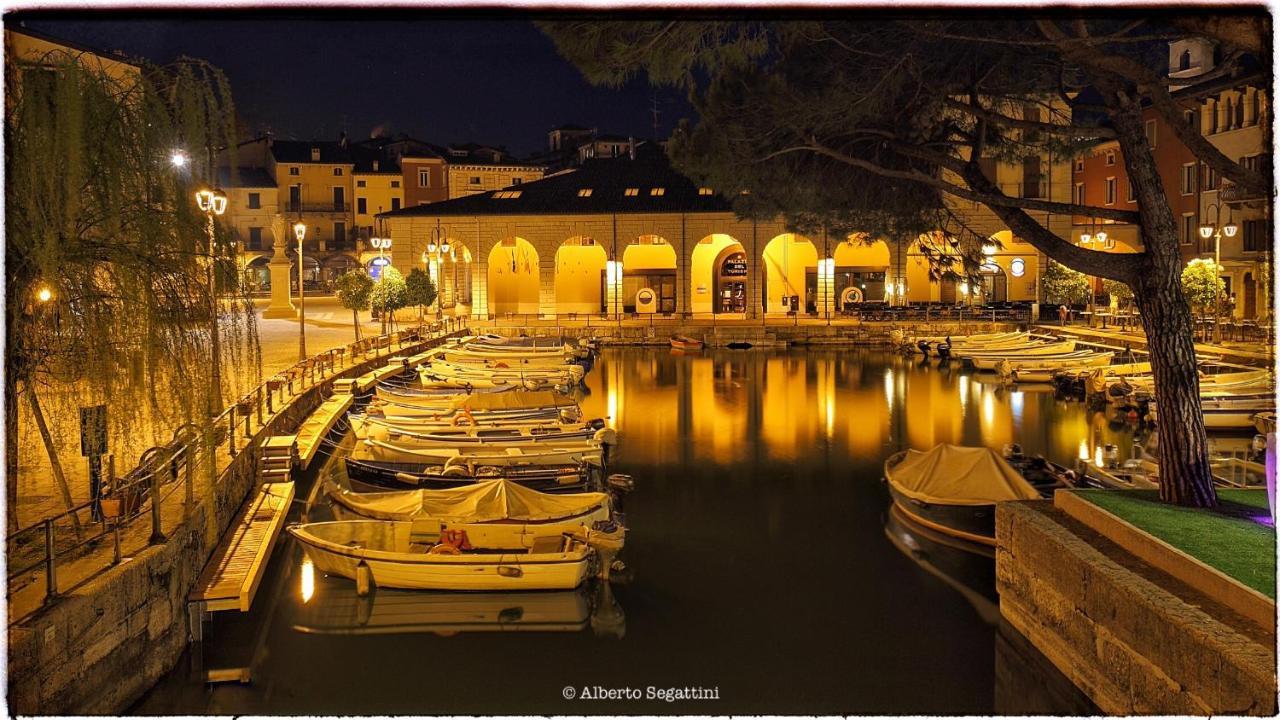 Hotel Piroscafo Desenzano del Garda Bagian luar foto