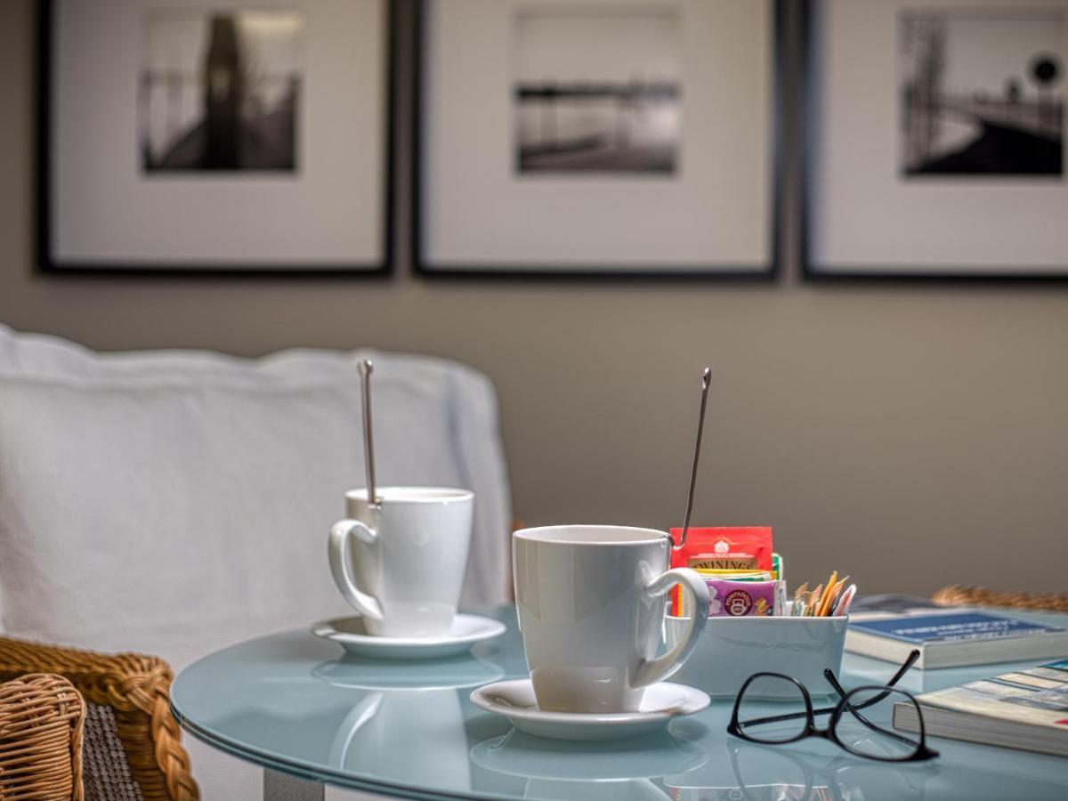 Hotel Piroscafo Desenzano del Garda Bagian luar foto