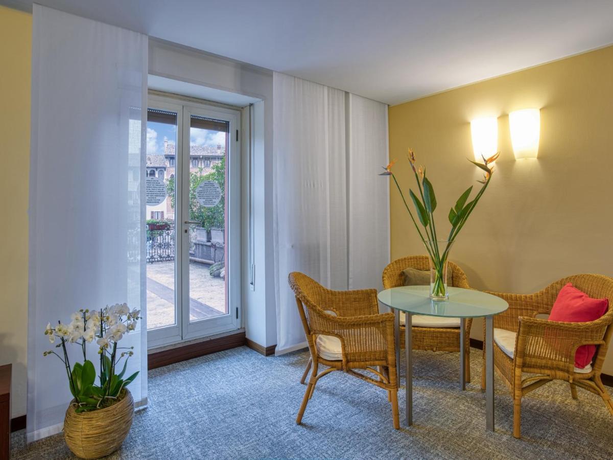 Hotel Piroscafo Desenzano del Garda Bagian luar foto